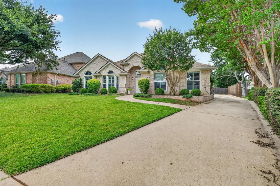 Photo of 2625 Juniper Lane