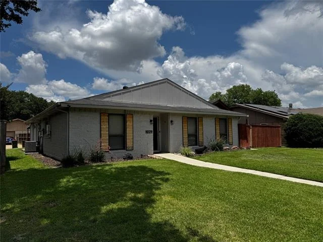 Photo of 1029 Cross Bend Road