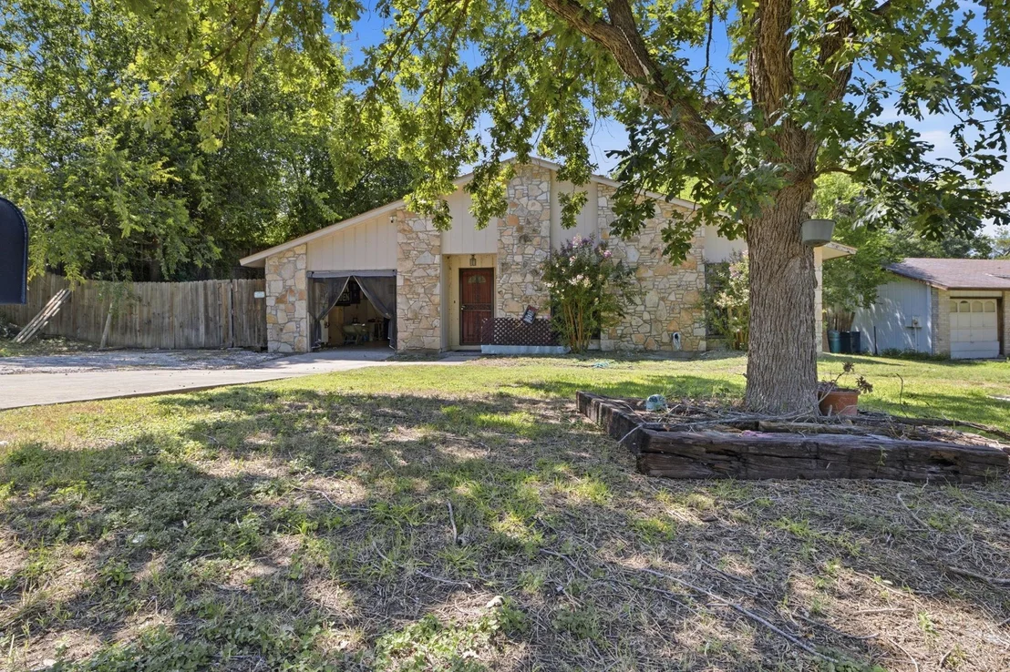 Photo of 12101 Wilderness Trail