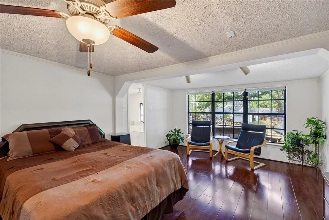 Photo of 1529 Oak Shore Drive