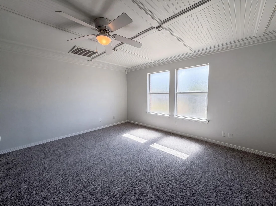 Photo of 3940 Victory Court