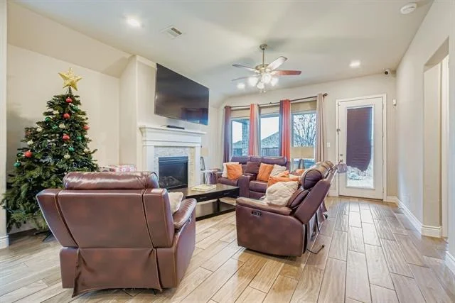 Photo of 833 Knoxbridge Road