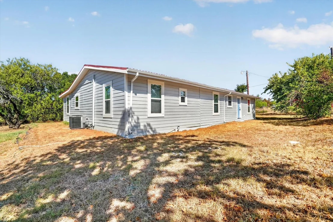 Photo of 795 Meadow Road