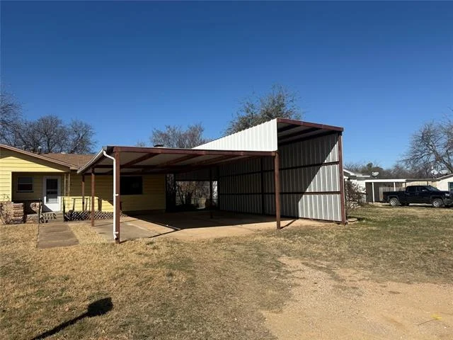 Photo of 418 Pecan Street