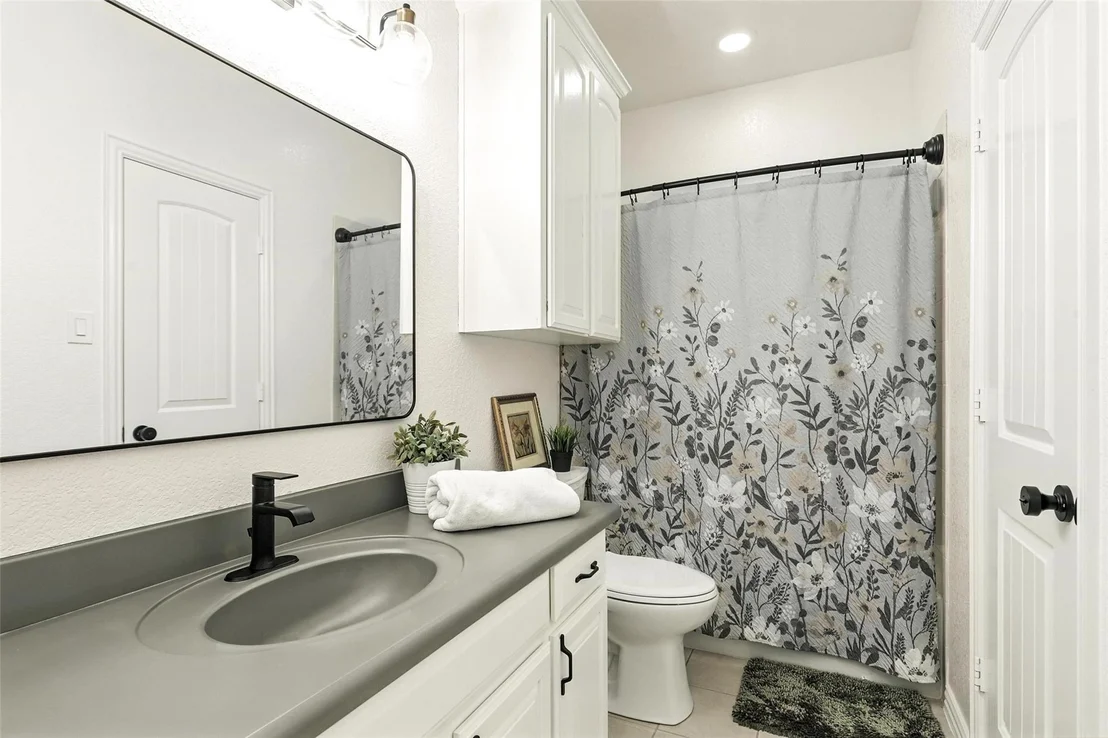 Photo of 381 Creek Bend Drive