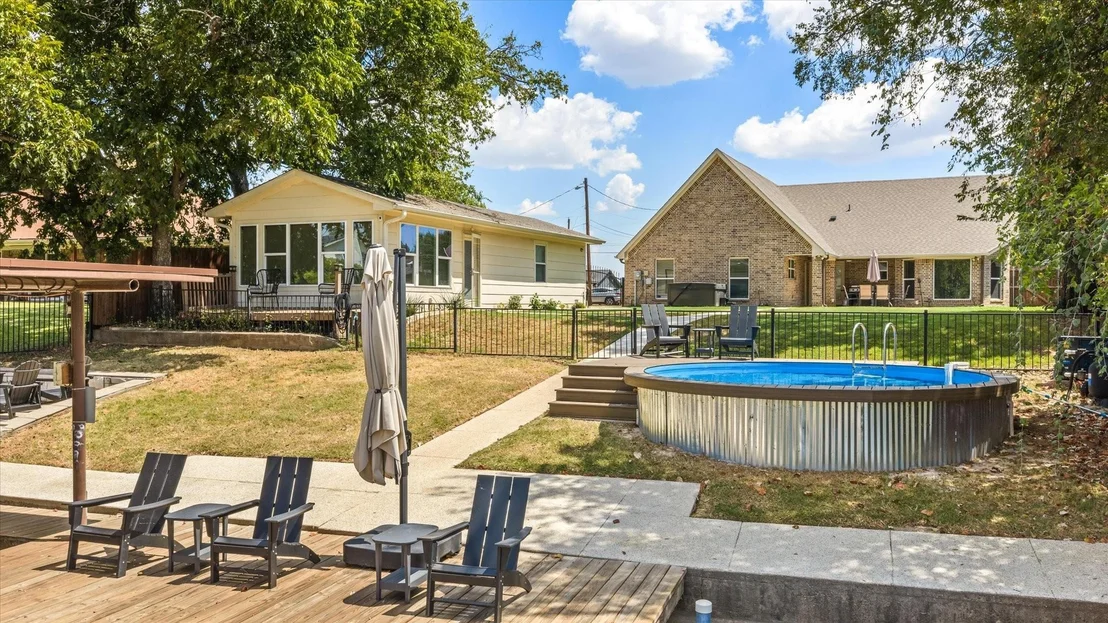 Photo of 4100 Apache Trail Court