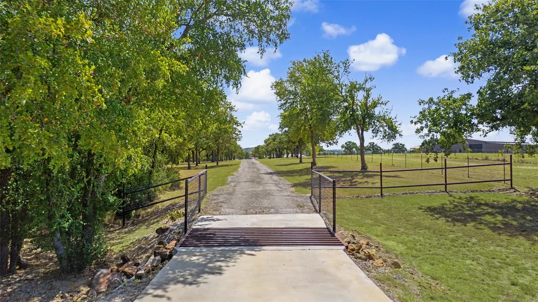 Photo of 2728 S Fm 129
