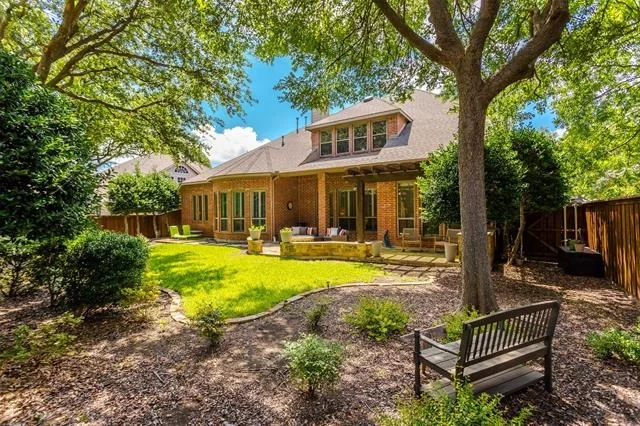 Photo of 7820 Linksview Drive