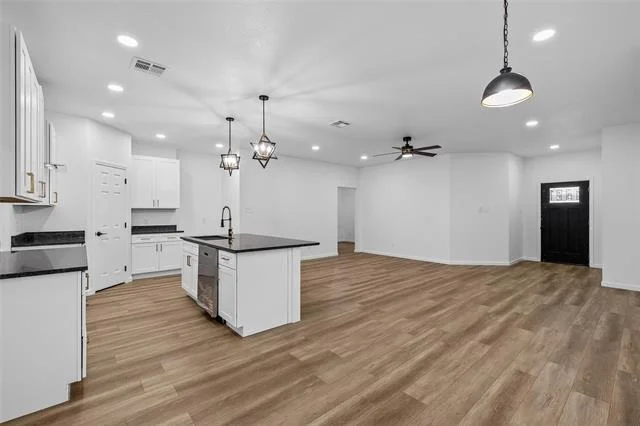 Photo of 1701 Egan Lane