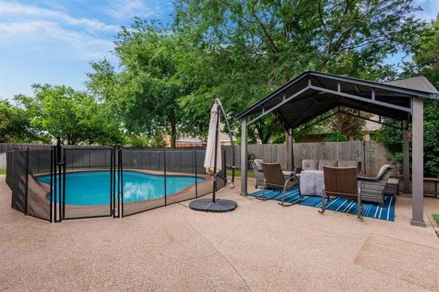 Photo of 1625 Lakeshore Drive
