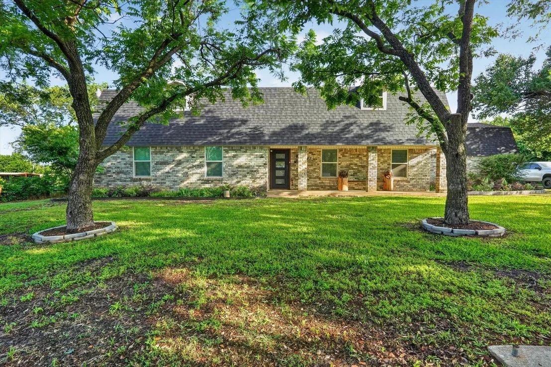 Photo of 4041 Burleson Retta Road