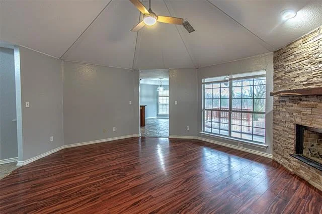 Photo of 348 Craddock Drive