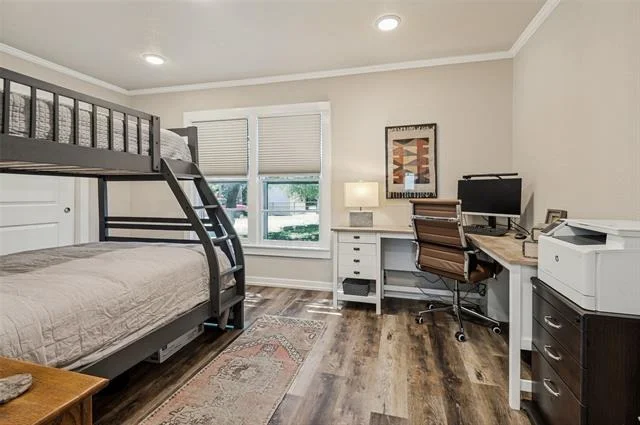 Photo of 111 Live Oak Drive