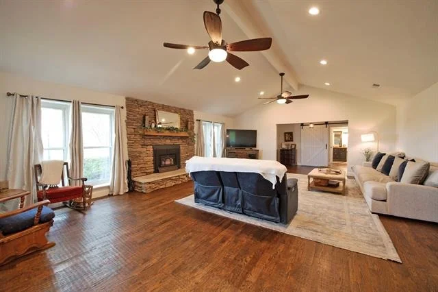 Photo of 6612 Eastview Drive