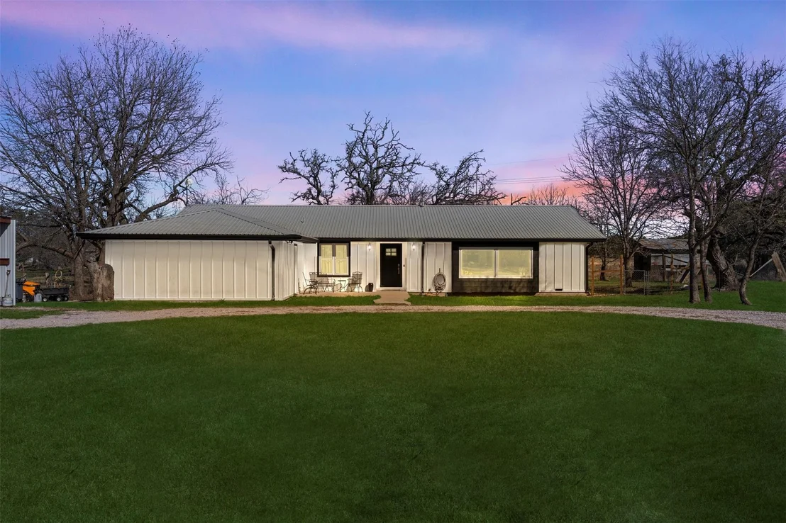 Photo of 1115 County Road 2102