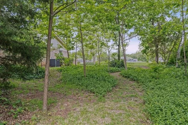 Photo of 805 Evelyn Drive