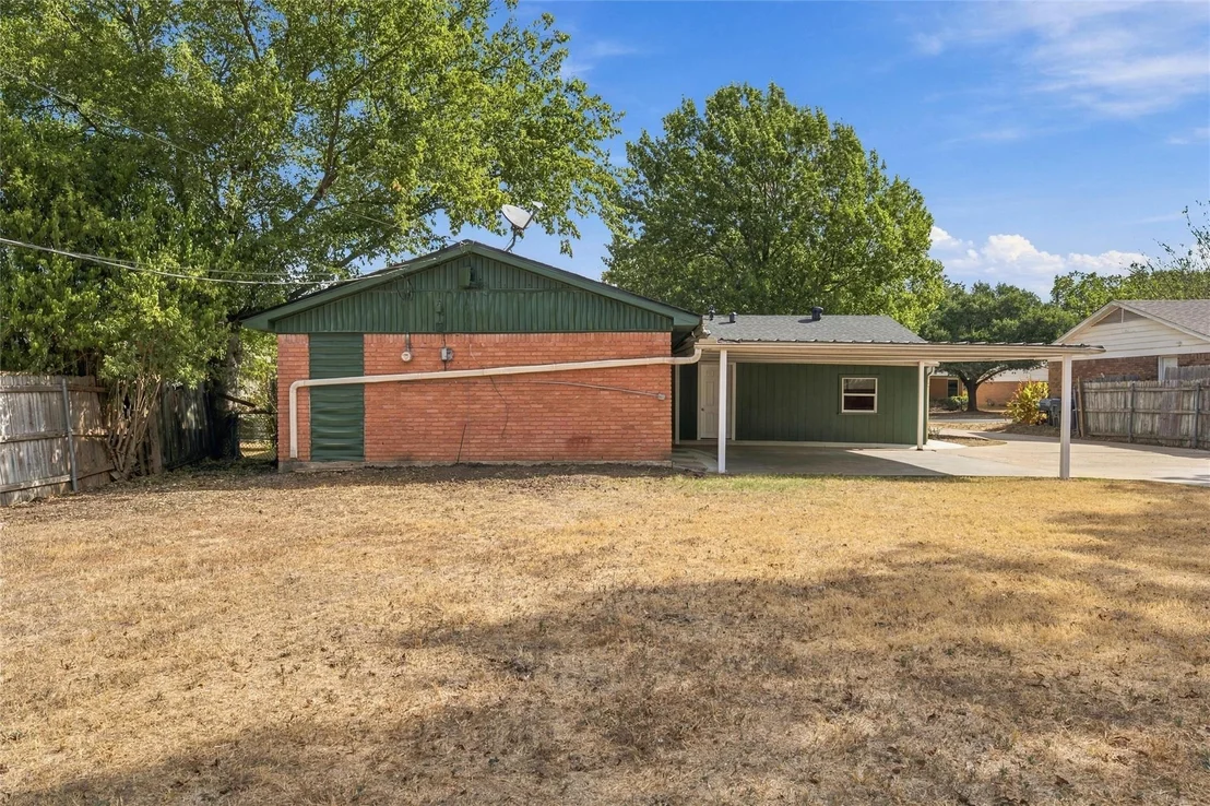 Photo of 1720 Mountainview Drive