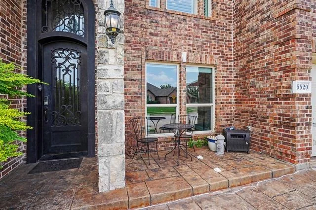 Photo of 5520 Champlain Drive