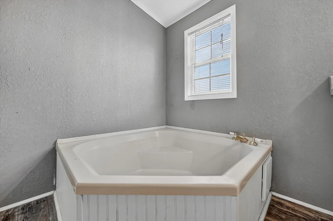 Photo of 8316 County Road 508
