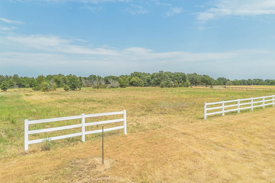 Photo of 335 County Road 1264