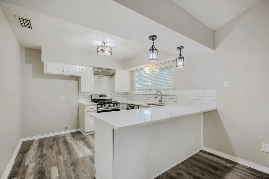 Photo of 2129 Richbrook Drive