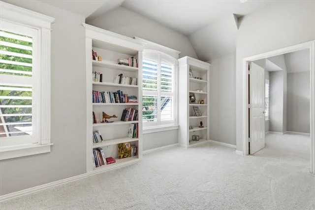 Photo of 1048 Basilwood Drive