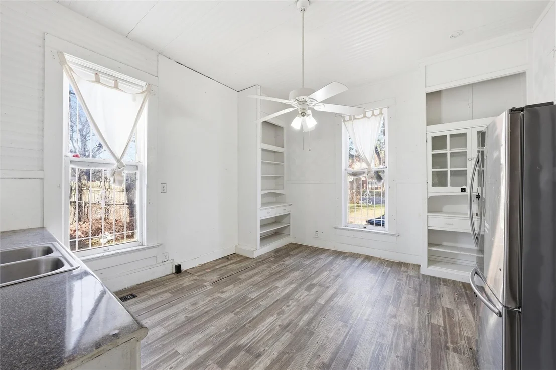 Photo of 1601 Columbus Avenue