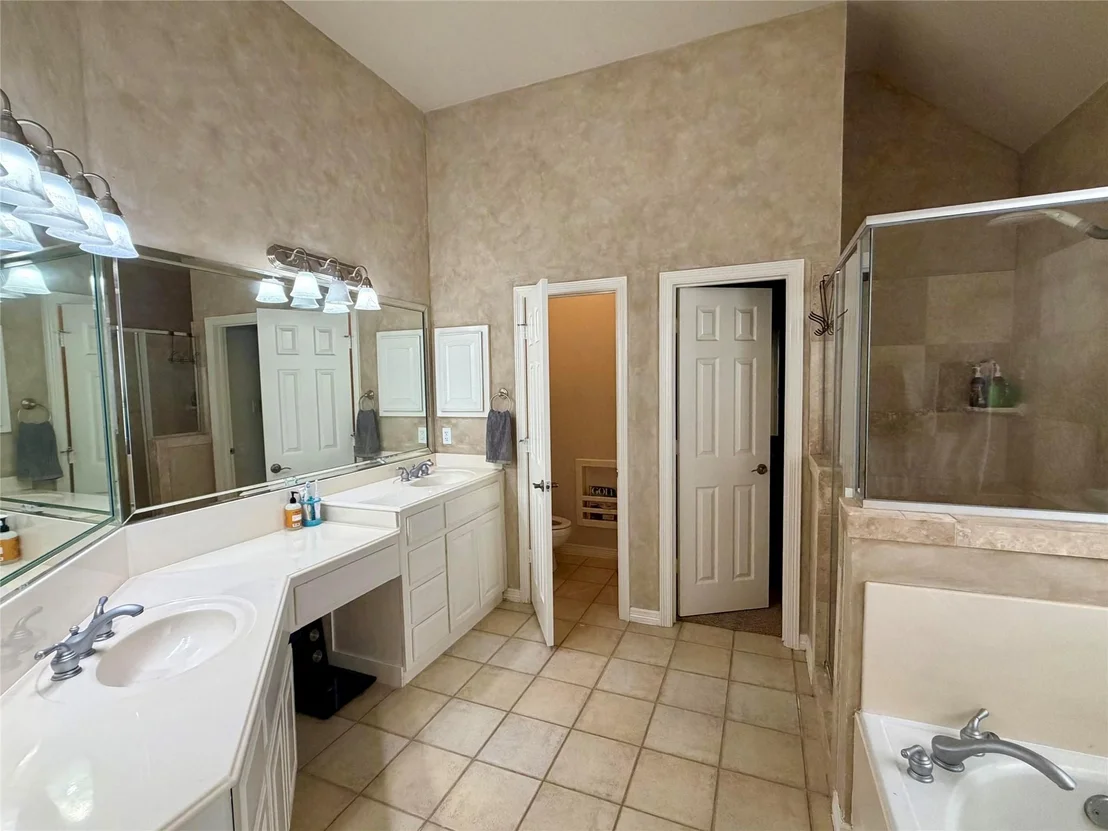 Photo of 1513 Brook Lane