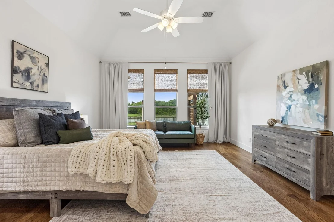 Photo of 3300 Crescent Lane