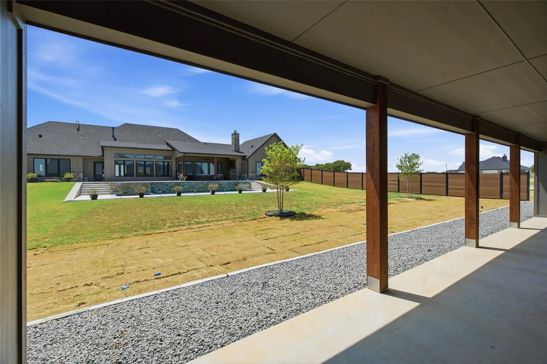 Photo of 2223 Grass Roots Road