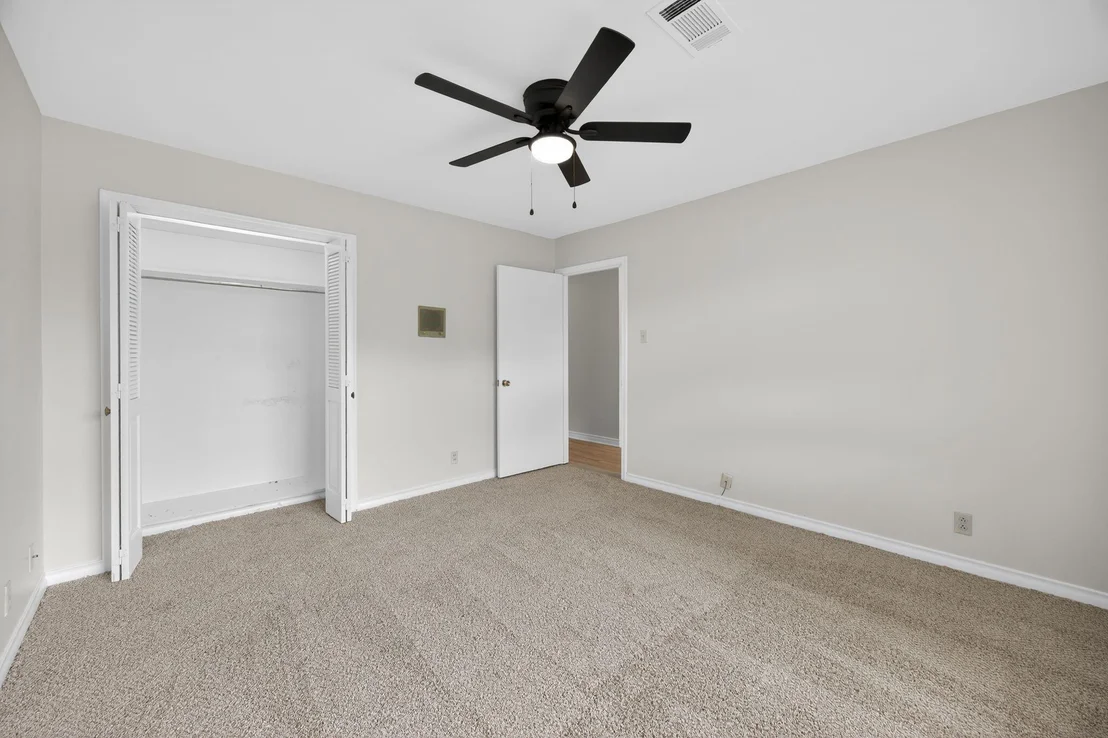 Photo of 1616 W Shields Drive