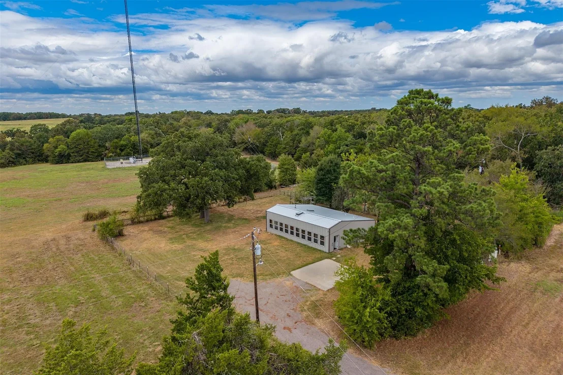 Photo of 6899 TX-19 Highway