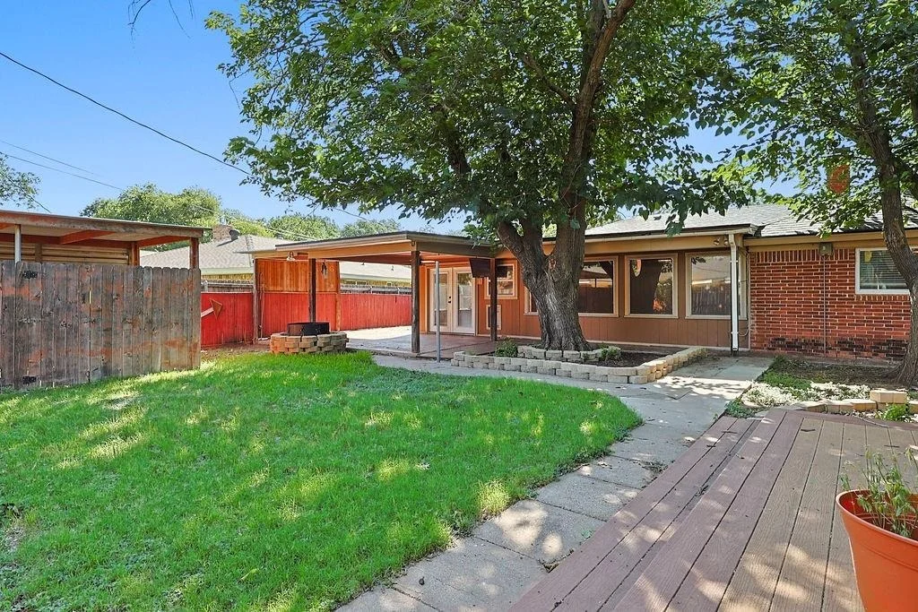Photo of 3102 Ivanhoe Lane