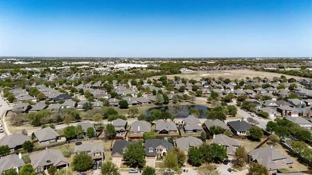 Photo of 404 Fairway Bluff Drive