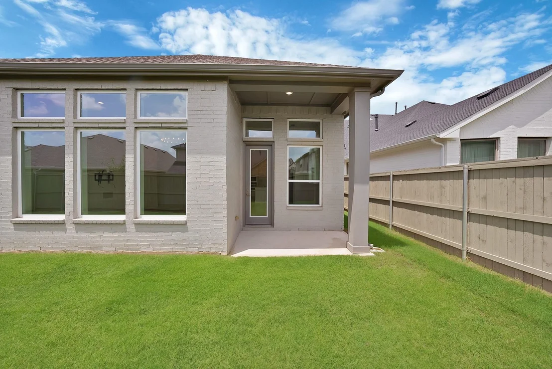 Photo of 2505 Half Moon Way