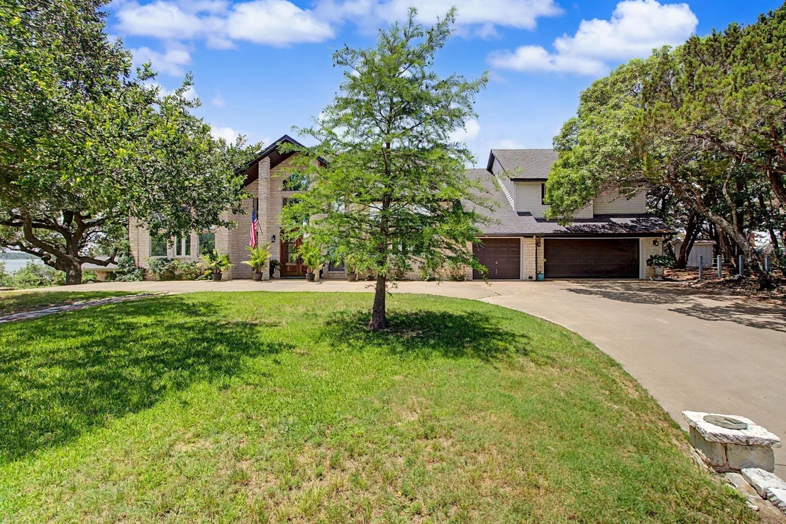 Photo of 131 Live Oak Drive