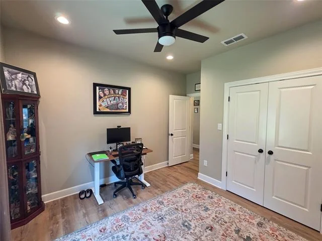 Photo of 5509 Fallbrook Drive
