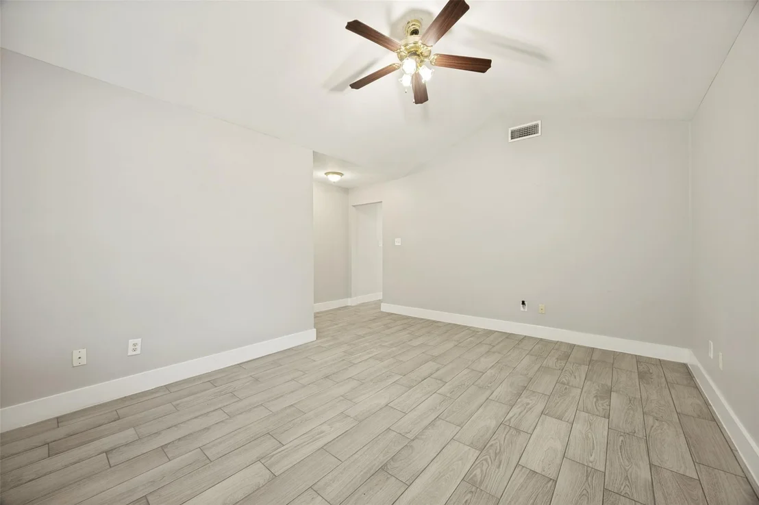 Photo of 1009 Enlow Circle