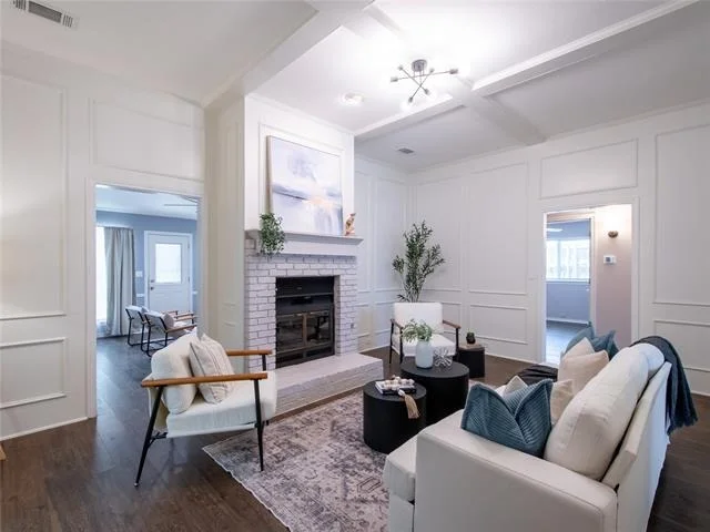 Photo of 903 Meadow Creek Drive