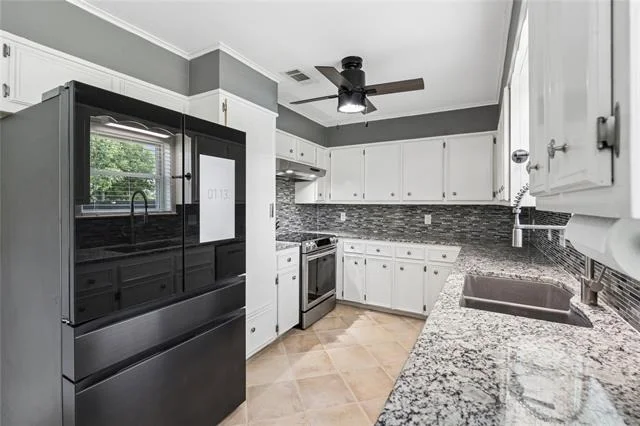Photo of 139 Moses Manor Drive