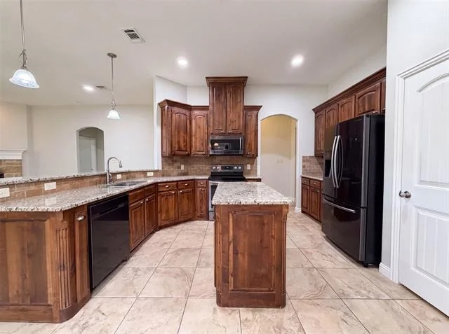 Photo of 120 Donna Circle