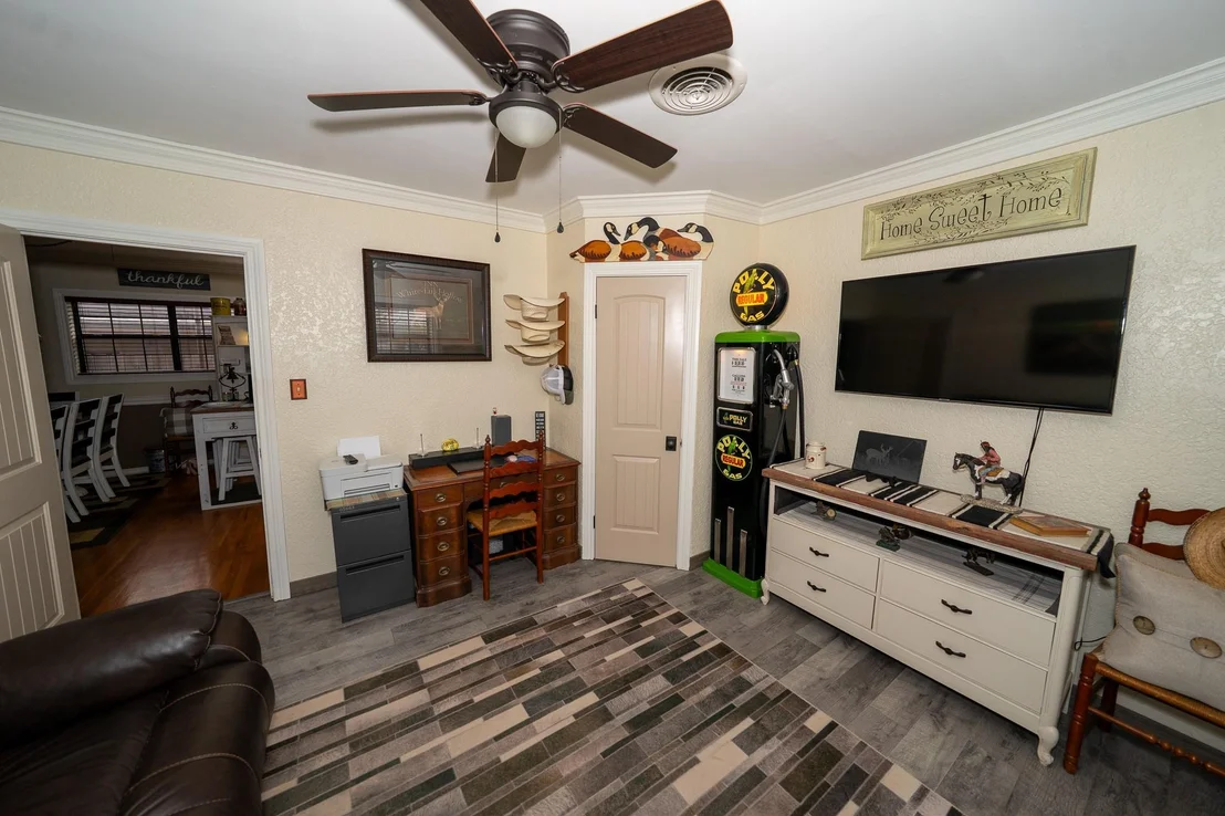 Photo of 455 5th