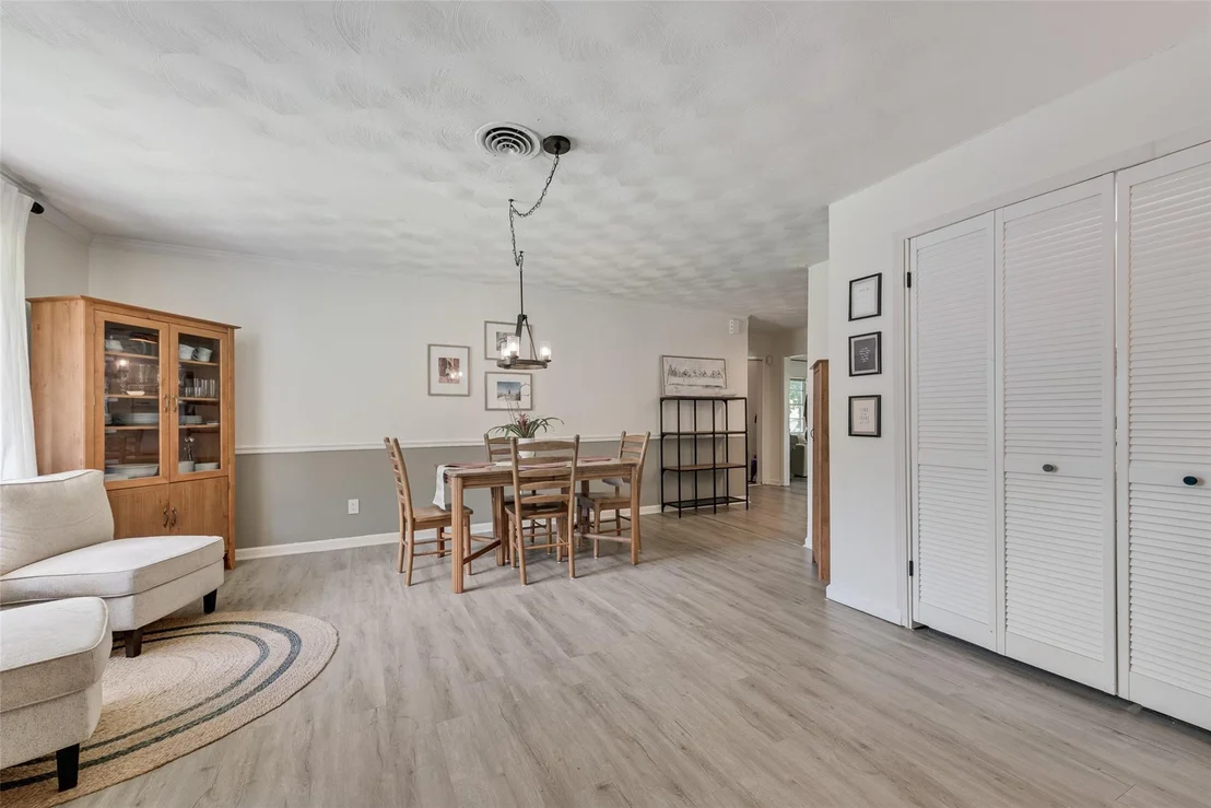 Photo of 3008 Albany Drive