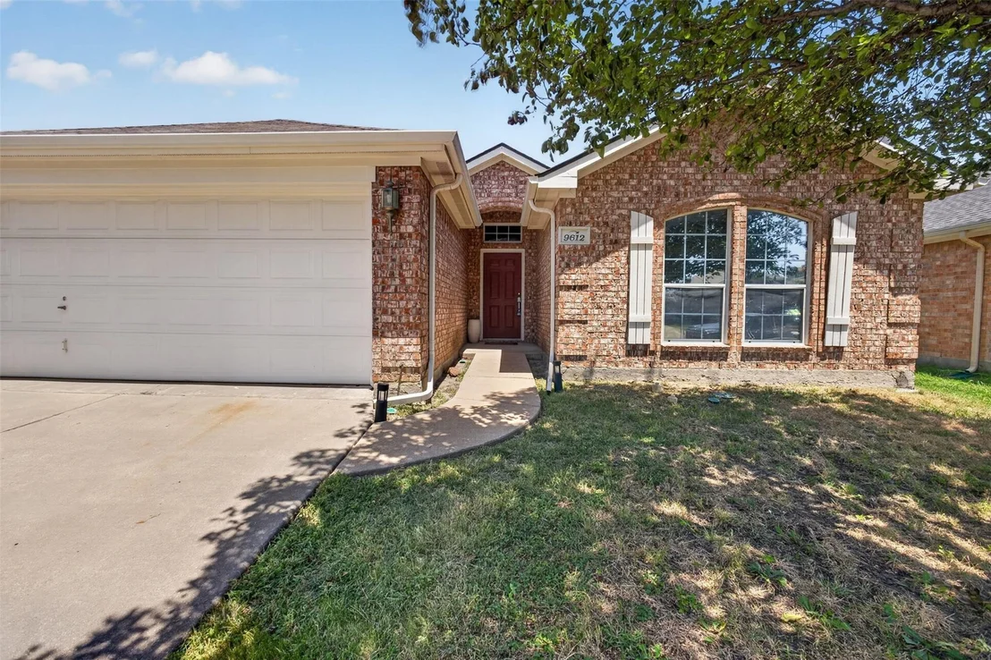 Photo of 9612 Linton Drive