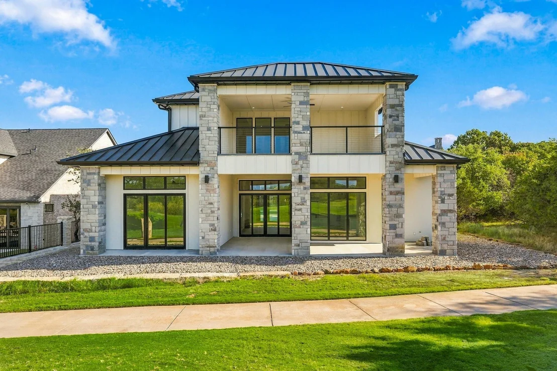 Photo of 125 Oyster Bay