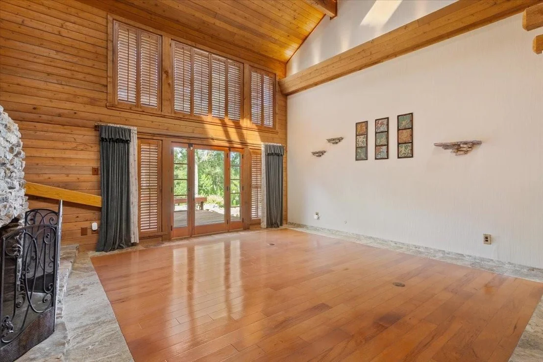 Photo of 3724 Greenleaf Drive