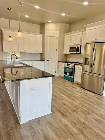 Photo of 984 Mallard Drive