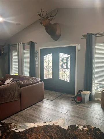 Photo of 6037 Bluebird Lane