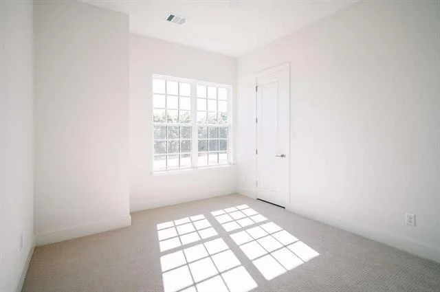 Photo of 1027 Twin Creeks Drive