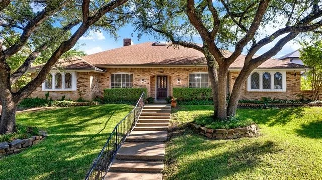 Photo of 1908 Edgewater Drive